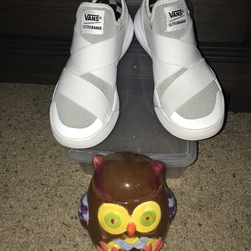 Vans Ultrarange size 7